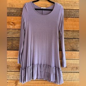 Lavender Easel Tunic Size L EUC